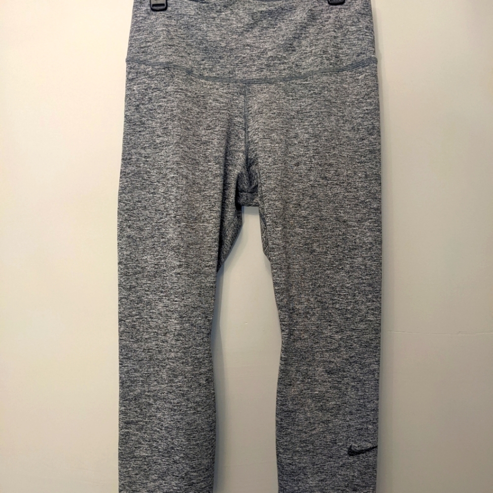 New Nike yoga pants
